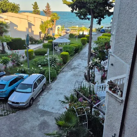 Къща За Гости Бавария Ravda